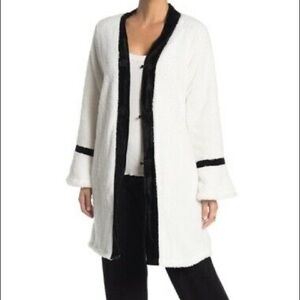 NEW Jessica Simpson Robe Faux Fur Fuzzy Frog Button Velvet Trim Bell Sleeve Sz S